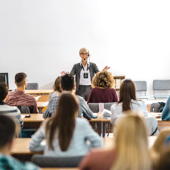 ZOWEETEK Voice Amplifier with Wireless Microphone Headset - New - Picture 8 of 9